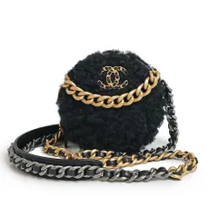 2025年最新】CHANEL ムートン バッグの人気アイテム - メルカリ