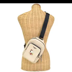 コーチ COACH トラック パック 14 リファインド ペブル レザー スヌーピー モチーフ ピーナッツ コラボ CE602 ショルダーバッグ クロスボディ ボディバッグ スリングバッグ レディース メンズ アイボリー 正規品 美品 中古 mbi20001