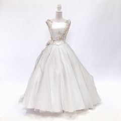 ウェディングドレス　中古　ホワイト　9号位　プリンセスライン　結婚式　演奏会　ステージドレス　撮影衣装　W-308