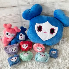 新品未使用 TWICE LOVELYS 10点セット ぬいぐるみ シュシュ まとめ売り GiGO限定 抱きつきポシェット おひるねクッション ミニリュック 10R