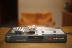 【ダビング可能】Hi8 VHS ダブルデッキ 8mm ビデオデッキ WV-BW3 ダビング可能】Hi8 VHS ダブルデッキ 8mm ビデオデッキ WV-BW3