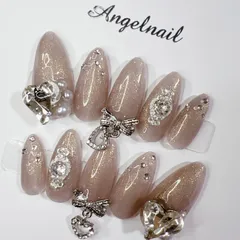 ネイルチップ　キラキラ　ちゅるん　韓国ネイル　地雷　量産型　ギャル　ガーリー　オーダーネイル　ワンホンネイル　キラキラネイル　春ネイル