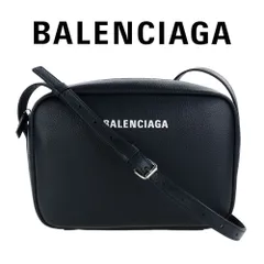 バレンシアガ バッグ ショルダー BALENCIAGA 679267 15YUN 1090 EVERYDAY MEDIUM CAMERA BAG エブリデイ カメラバッグ XS 斜め掛け ブラック
