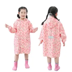 [Formemory] レインコート キッズ ポンチョ レインスーツ 子供 女の子 男の子 カッパ子供 通気速乾 ゴム付きの袖 超軽量 子供雨合羽 カッパ ランドセル対応 雨具 遠足 透明窓付き 防風 防水ハイネック 通学 携帯ポーチ付き 雨具 4色 (ピ