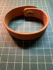 レザーブレスレット