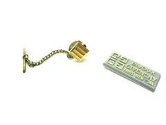 GIVENCHY ジバンシィ ロゴプレート ネクタイピン タイチェーン アクセサリー 紳士 メンズ ゴールド系 DF0588のサムネイル