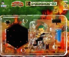 【中古】トレーディングフィギュア ゾロ 「一番くじ ワンピース ～ドレスローザバトル編～」 E賞 カードスタンドフィギュア