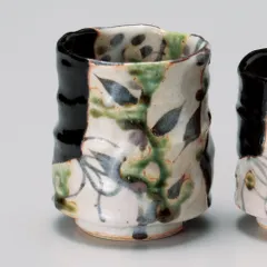 伊村彰介　黒織部茶碗　桃山陶　茶陶 伊村彰介 黒織部茶碗 桃山陶 茶陶 美術品・アンティーク