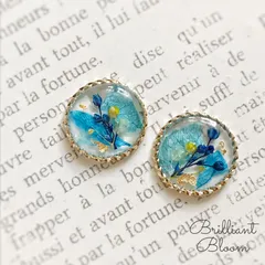 押し花ピアス ブルー 1