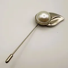 Salvatore Ferragamo サルヴァトーレフェラガモ ピンブローチ 【013】