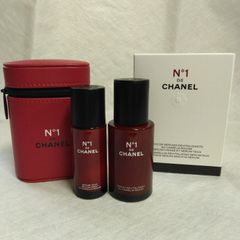 未使用品　CHANEL　シャネル　No.1   ドゥ シャネル セラム デュオ　アイセラム　No.1    ドゥ　シャネル　目元用美容液　セラム　No.1    ドゥ　シャネル　美容液　化粧品　コスメ　美容　ポーチ付き