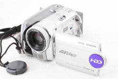 ジャンク JVC Victor ビクター Everio GZ-MG77 HD ビデオ カメラ
