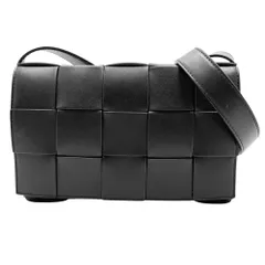 2025年最新】Bottega Veneta ショルダーバッグの人気アイテム