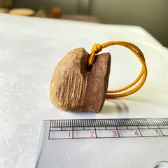 胡桃根付 胡桃彫刻 根付 彫刻細工 根付 置物 提げ物 当時物 Yahoo!オークション -「根付 胡桃」の落札相場・落札価格