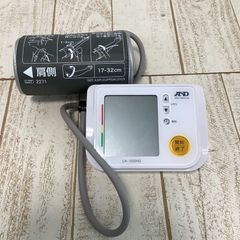 中古品/A&D  上腕式血圧計　UA−1020ND