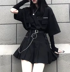 ストリート系　ロック 病み可愛い サブカル服 サブカル系 オールインワン 半袖　シャツ プリーツ ミニスカ チェーン 細見え Aライン オルチャン サイバー　原宿系 地雷系 10代 20代　量産型　ブラック　黒　チェーン　ハロウィン　セットアップ　夏　春
