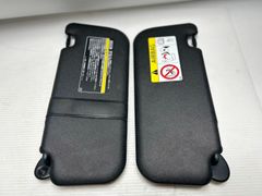 【純正パーツ】　トヨタ　カローラフィルダー　NKE165　サンバイザー　左右セット　室内用　内装パーツ　日除け　鏡付き　黒色　中古パーツ