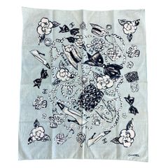 CHANEL 水色 プリント スカーフ - メルカリ