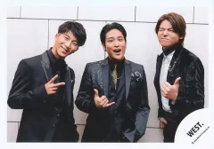 【中古】生写真(STARTO) WEST./□田崇裕・桐山照史・小瀧望/横型・上半身/アルバム「AWARD」MV＆ジャケ写オフショット/公式生写真