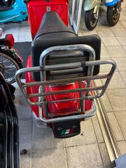 Item thumbnail for item 631f3898-e702-47a4-ae77-2eeba77ff189