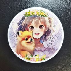 送料無料「ポメラニアン　ぽめと記念撮影イラスト　丸型ステッカー」（約６０ｍｍ×約６０ｍｍ）
