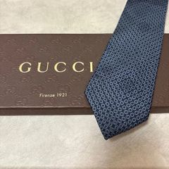 美品 GUCCI グッチ シルク 100％ ネイビー 水玉 254-659