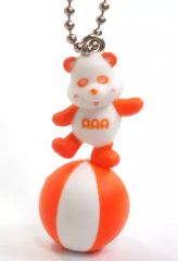 AAA え〜パンダ ボール乗り キーホルダー パープル - メルカリ