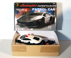 ワイ・エス・エヌ　ラジコンカー　ランボルギーニ・アヴェンタドールパトカー　084