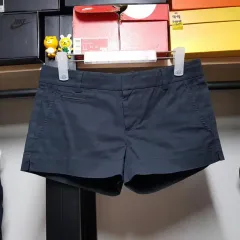 Vince(ヴィンス) 黒 ストレッチ レーディスショートパンツ 27 ー 28