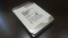 HGST ハードディスク  8TB/8000GB SATA 3.5インチ HDD