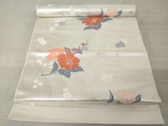 美品 山本寛斎 kansaiブランド 振袖 金駒刺繍 舞蝶文 金銀彩 正絹 楽天市場】平和屋着物□世界的ファッションデザイナー 山本寛斎