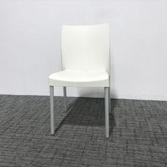 B&B Italia パトリシア ウルキオラ 20万 Lazy '05 1脚 ① - メルカリ