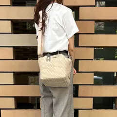 ♥️新品未使用♥️ NAGHEDI ナゲディ クロスボディバッグ ショルダー 軽量 2025年最新】NAGHEDIの人気アイテム - メルカリ