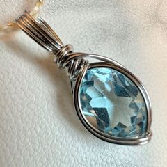 ブルートパーズ　ペンダントトップ