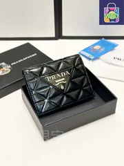 【今日特価】PRADA プラダ ブラック ショート ウォレット兼用カードケース 送料無料 在庫限定セール価格！