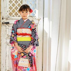 七五三 女の子 7歳 四つ身 着物 帯 フルセット 絞り柄 黒 赤 BY9