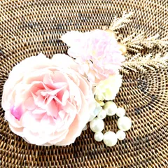 髪飾り♥︎卒業式髪飾り♡成人式結婚式ブライダルヘアーアクセサリー★プレゼントに♪