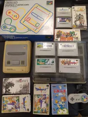 スーパーファミコン本体・ゲームソフト・ケース・箱付きセット　コントローラー１つ未使用