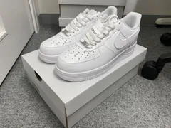 【新品】【フォロワー割引】NIKE ナイキ メンズ エアフォース 1 ’07 LOW ホワイトのサムネイル