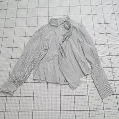 ◇ ⊃ NICE CLAUP ナイスクラップ ストライプ柄 長袖 リボン付きノーカラーシャツ サイズＦ ホワイト系 レディース E  【1508250014802】