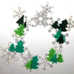 🎄フェルトリース 雪の結晶A ツリー🎄スノーフレーク クリスマス イブ 部屋 装飾 ガーランド オブジェ デコ 演出 オーナメント レイアウト リース イルミネーション パーティー ⭐H