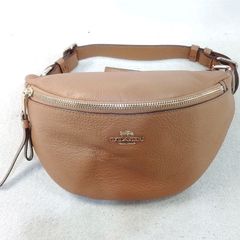 新品 COACH ウエストバッグ ロゴ ヒップバッグ レザー キャメル