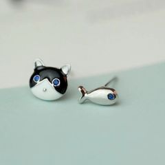 【ピアス】送料無料 S925 シルバー 925  猫ピアス ねこアクセサリー  金属アレルギー対応  非アレルギー  オシャレ 猫柄 可愛い 女子  キャット ネコ かっこいい  猫雑貨 八千代 猫グッズ 千葉 cats