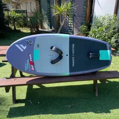 カラマ】ウィングボード、フォイルE3 カーボンモデル【手渡し値引き有り】