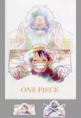 【中古】クリアファイル ゴール・D・ロジャー＆モンキー・D・ルフィ A4クリアファイル＆ステッカーセット 「一番くじ ワンピース ロジャー海賊団～伝説の海賊～」 I賞