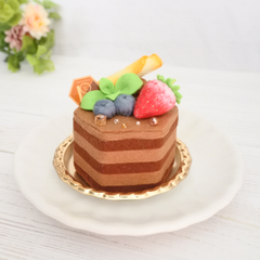 フェルトケーキ～苺のチョコケーキ～