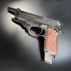 大日本技研 1/1 機動戦士ガンダム 地球連邦軍制式拳銃 M71A1 完全無可動 ガンダムの拳銃 M71A1 | 地球連邦鉄道（Earth Federal Railroad）