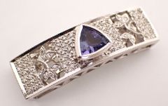 美品 タンザナイトダイヤトップ TZ0.995ct D0.30ct K18WG 11.3g ブルーゾイサイト ホワイトゴールド 18金 K18 Au750 レディース チャーム