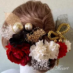 髪飾り 成人式 結婚式 卒業式 赤黒 〜ピオ二ーRED&GOLD 紐リボン 和装  卒業式 ドライフラワー