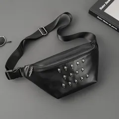 ボディバッグ レザー メンズ 革 ウエストポーチ 斜めがけ ワンショルダーバッグ ヒップバッグ バッグ 胸バッグ ショルダーバッグ PUレザー 男性 おしゃれ ブラック スカル柄 スタッズ ゴシック